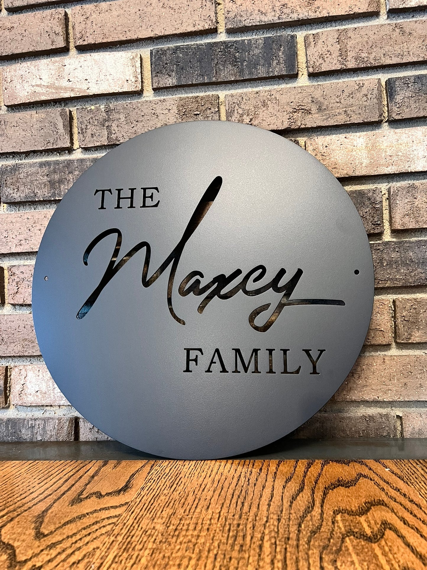 Round Family Sign